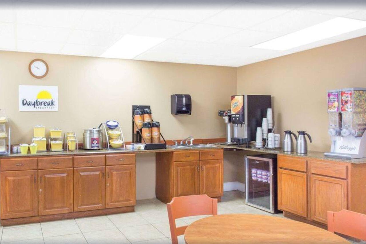 Days Inn Albany Buitenkant foto